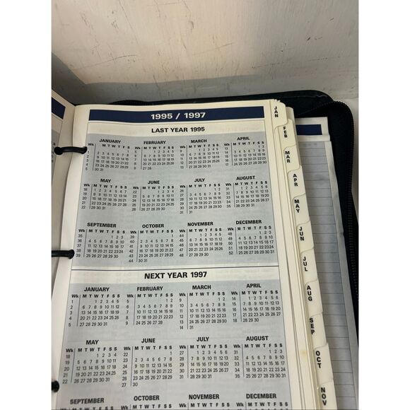 Wall Street Collection 1995 planner black zipper 10"x7.5" - Picture 7 of 10